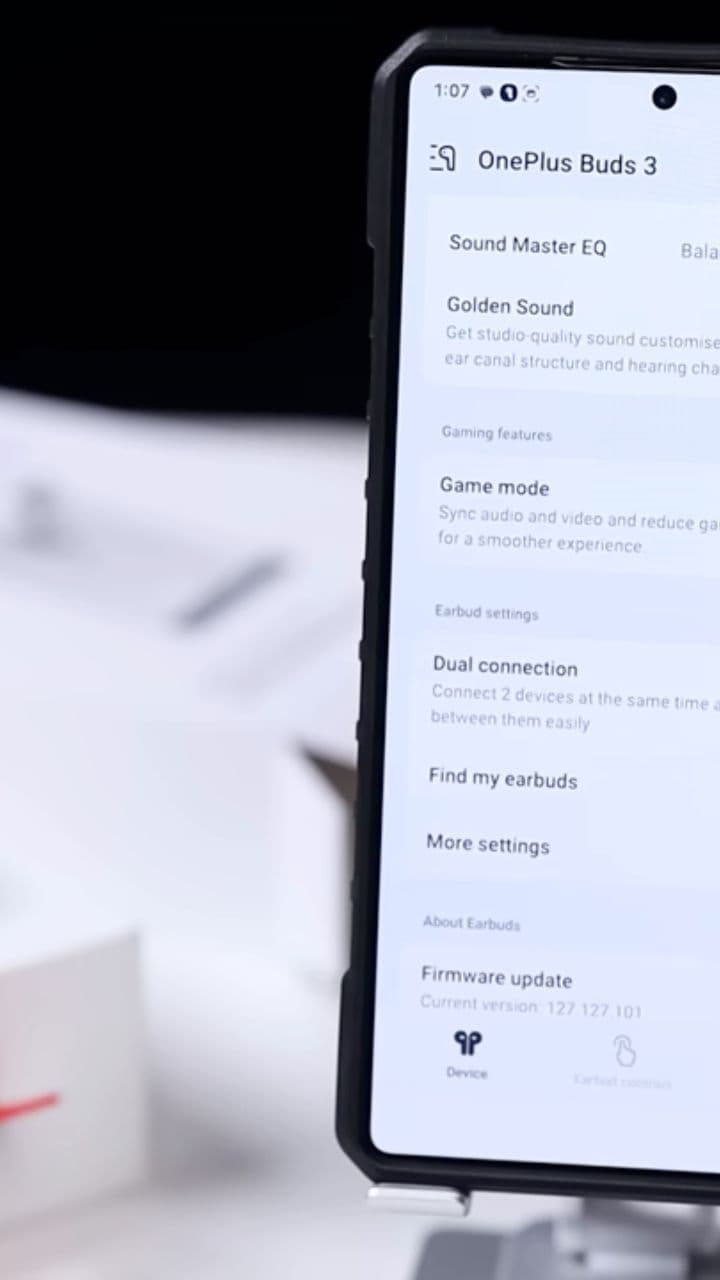 OnePlus Buds 3 vs. Buds Pro 3