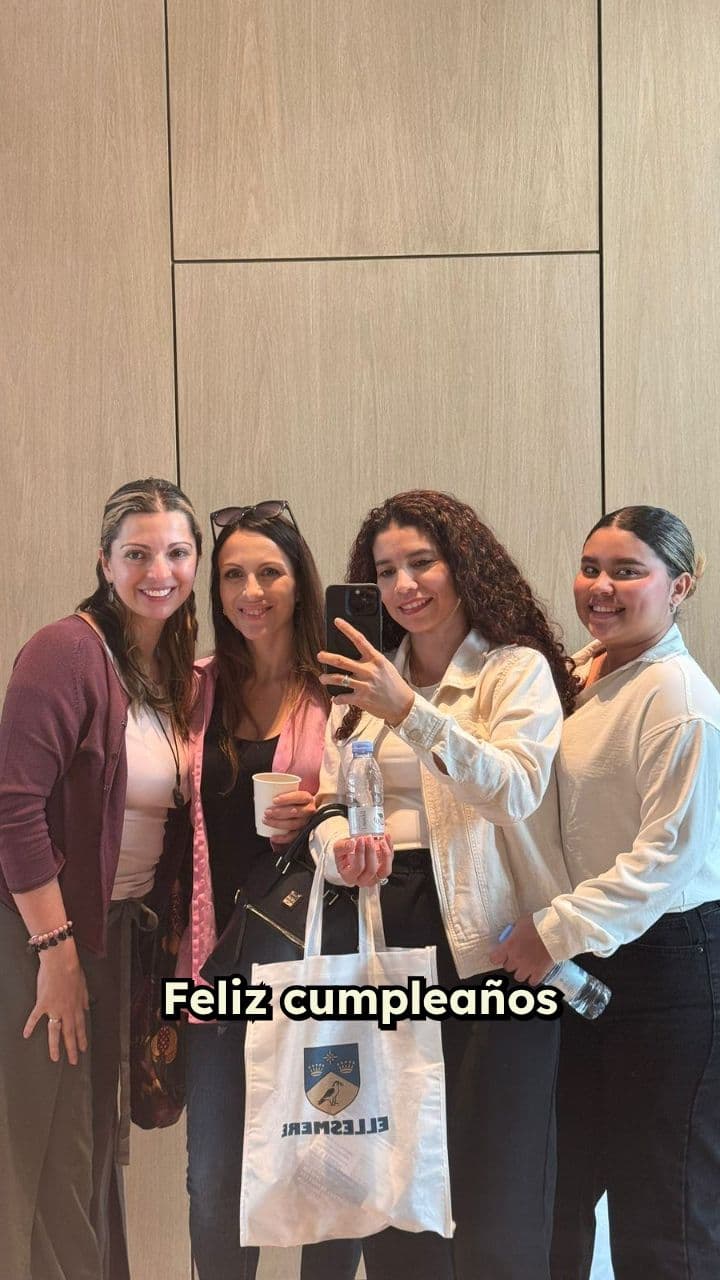 Feliz Cumpleaños, Luna