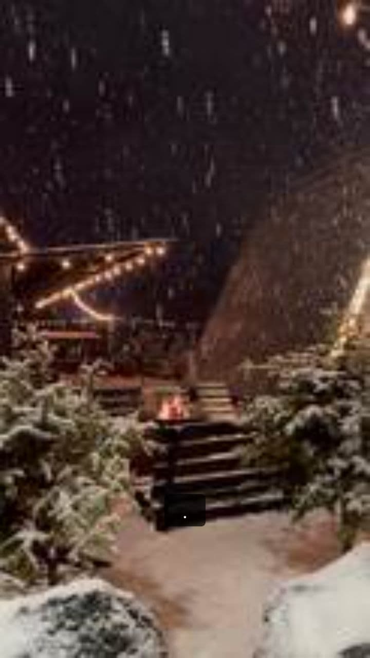 Luna Saves the Horses from Fire